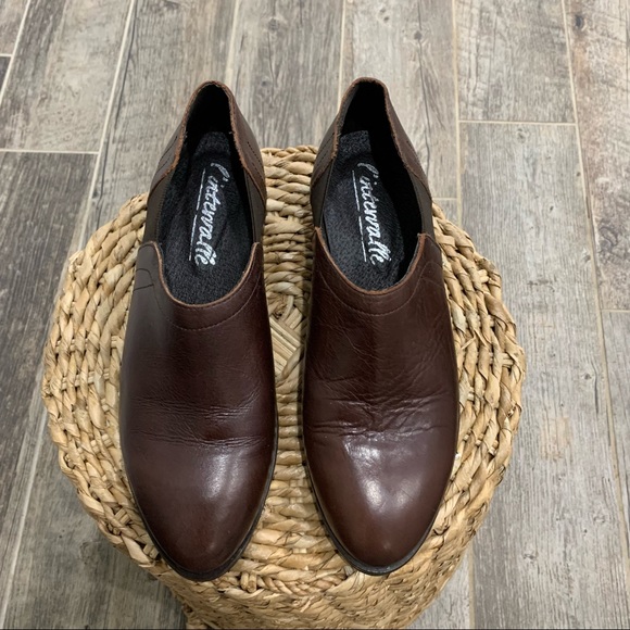 L’intervalle Made in Spain Genuine Leather Slip On Shooties Shoes - Picture 1 of 7